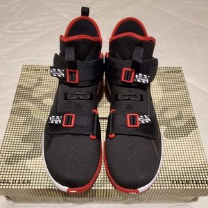 Lebron 16 soldier sfg red whit and black